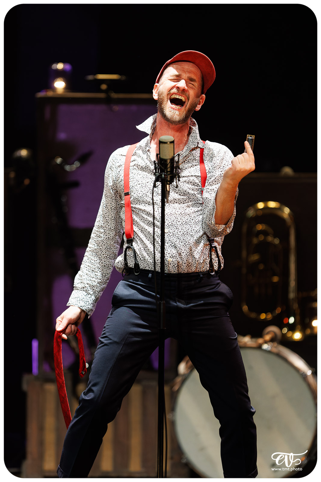 NOS COURSES FOLLES - LES FOUTEURS DE JOIE